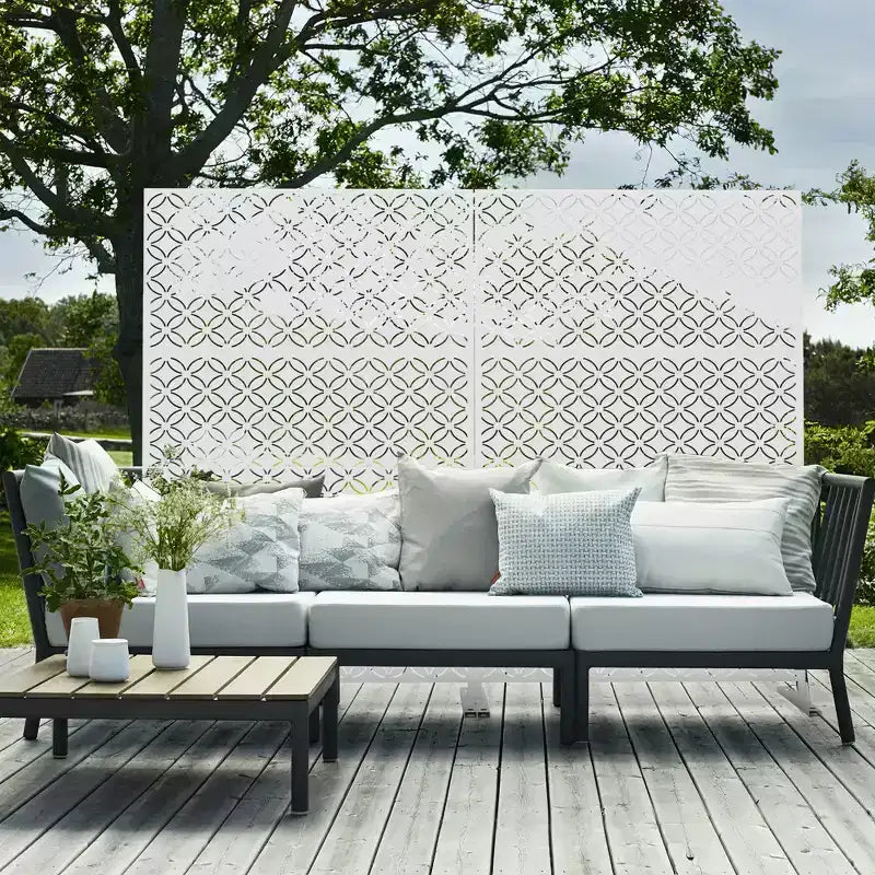 Metal Outdoor Privacy Screen – Freestanding Patio Decorative Screen